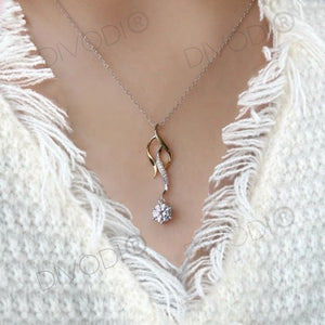 Pendant Necklace with Moissanite Gemstone