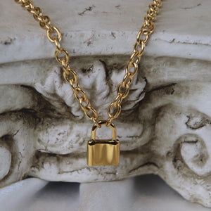 Padlock Style Pendant Necklace