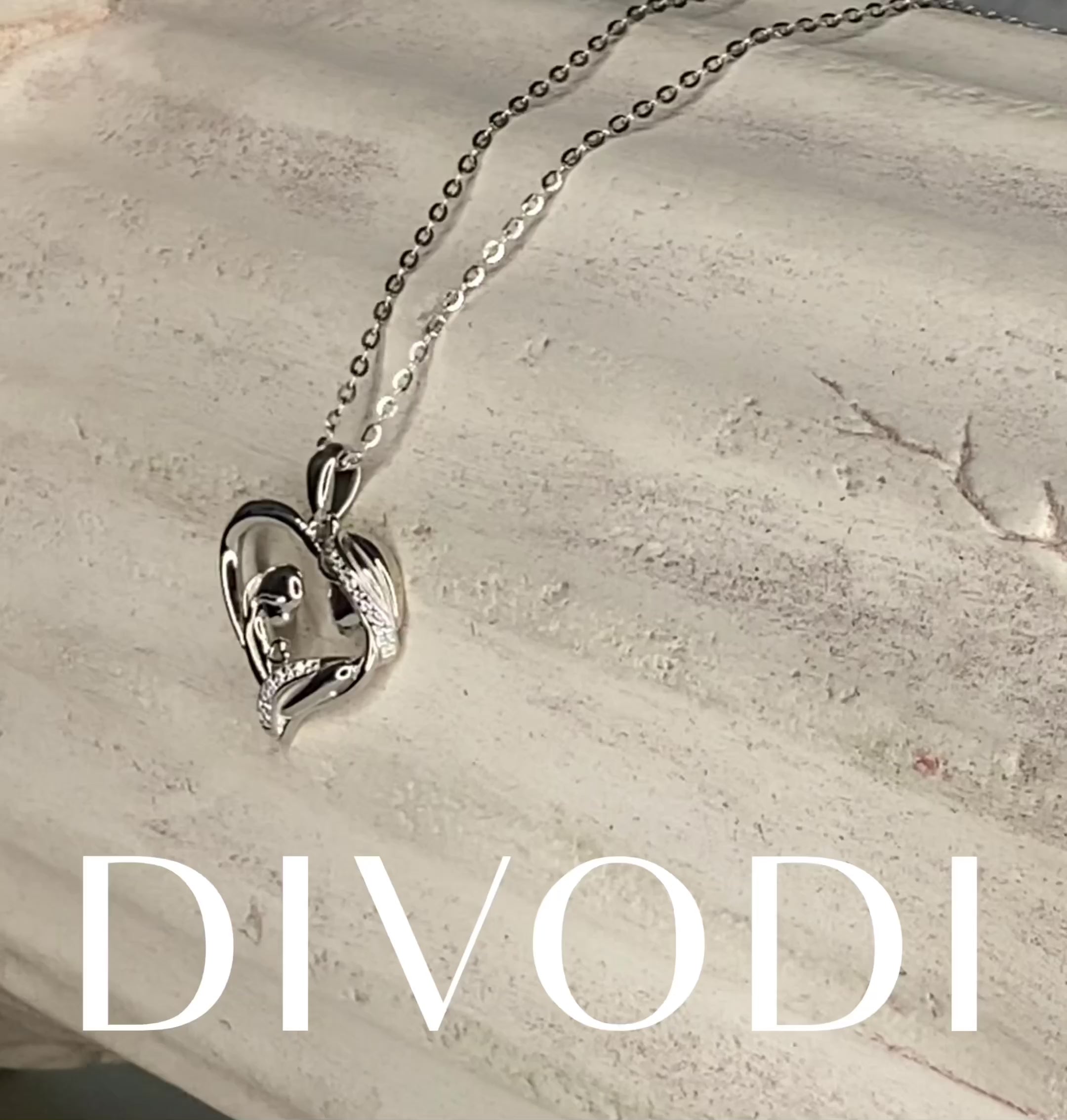 Silver Mother & Child Pendant Necklace